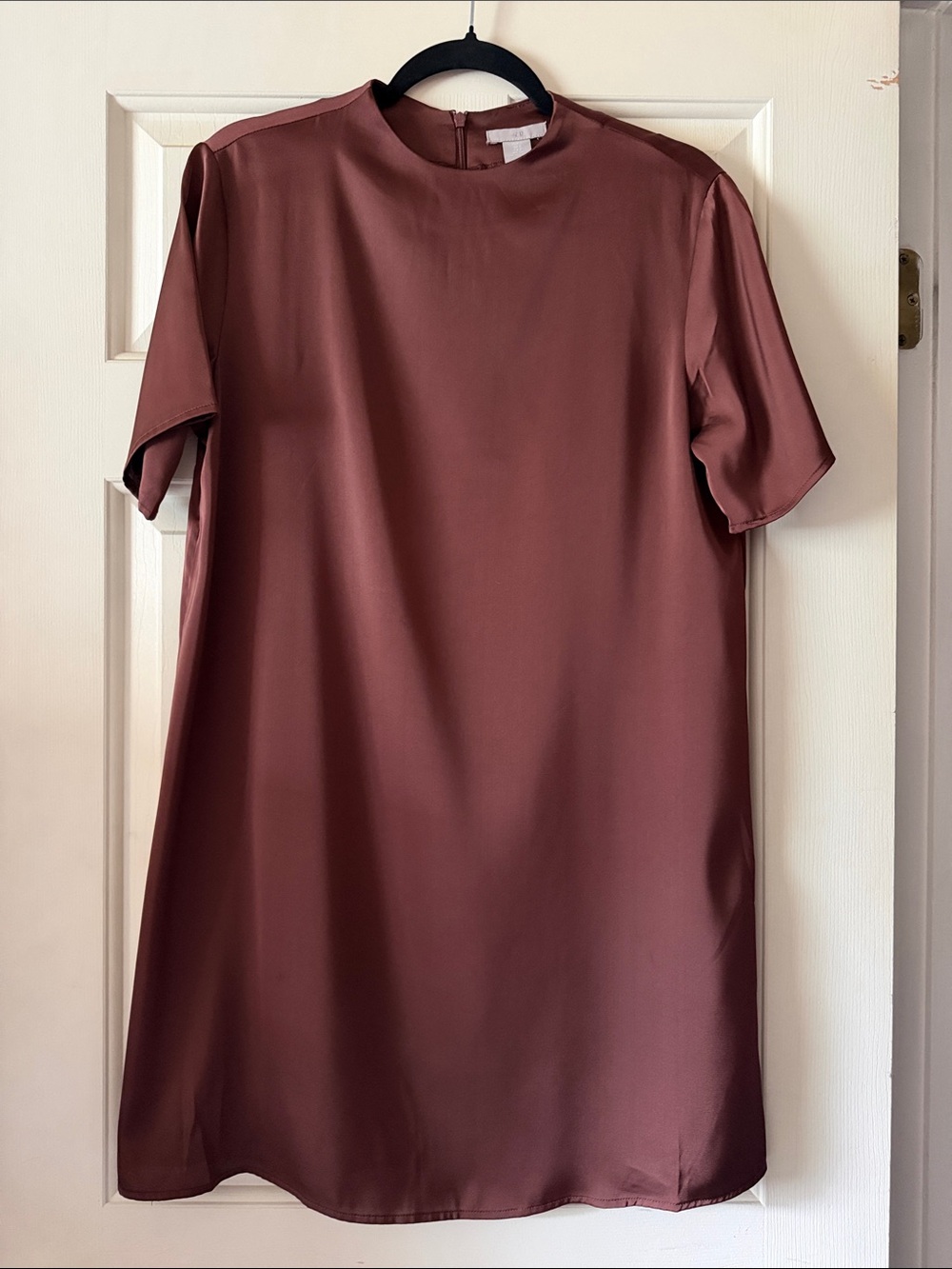 Classic Short-Sleeve “Satin” Shift Dress in Chocolate Brown